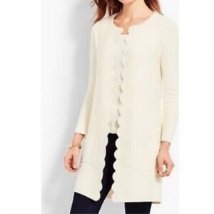 Elegant Cream Women's Sweater